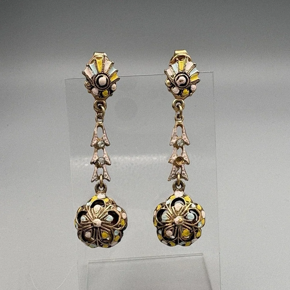 Vintage Dangle Floral Clip On Earrings Enamel Pastels 1940s Dimensional READ